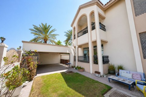 Villa à Umm Suqeim, Dubai, 4 chambres, 1375 m², № 113218 - photo 27