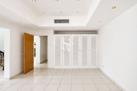 Villa à Umm Suqeim, Dubai, 4 chambres, 1375 m², № 113218 - photo 6