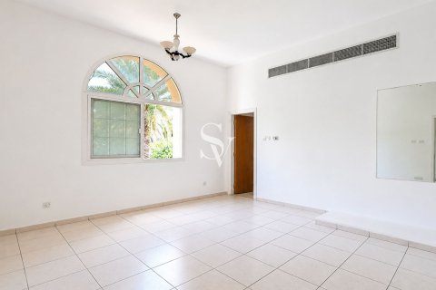 Villa à Umm Suqeim, Dubai, 4 chambres, 1375 m², № 113218 - photo 18