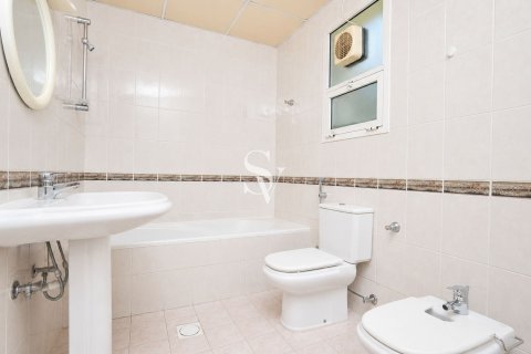 Villa à Umm Suqeim, Dubai, 4 chambres, 1375 m², № 113218 - photo 9
