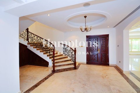 Villa à Emirates Hills, Dubai, 5 chambres, 727.80210200 m², № 63616 - photo 26