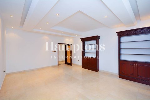 Villa à Emirates Hills, Dubai, 5 chambres, 727.80210200 m², № 63616 - photo 9