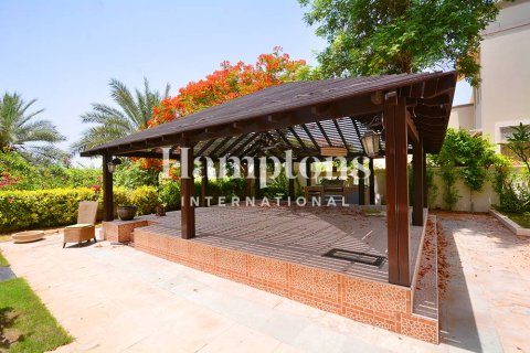 Villa à Emirates Hills, Dubai, 5 chambres, 727.80210200 m², № 63616 - photo 16