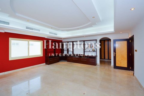 Villa à Emirates Hills, Dubai, 5 chambres, 727.80210200 m², № 63616 - photo 21