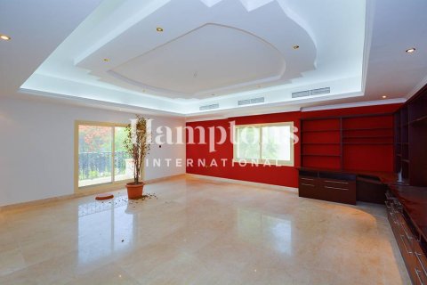 Villa à Emirates Hills, Dubai, 5 chambres, 727.80210200 m², № 63616 - photo 19