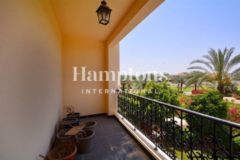 Villa à Emirates Hills, Dubai, 5 chambres, 727.80210200 m², № 63616 - photo 15