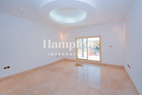 Villa à Emirates Hills, Dubai, 5 chambres, 727.80210200 m², № 63616 - photo 14