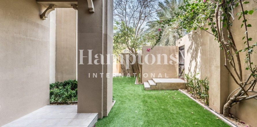 Appartement à The Old Town Island, Old Town, Dubai, 3 chambres, 273.692 m², № 63611