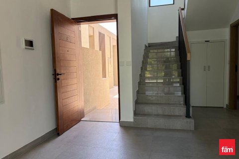 Villa in Dubai 3 bedrooms, 166.3 sq.m. № 110802 - photo 9