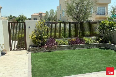 Villa in Dubai 3 bedrooms, 166.3 sq.m. № 110802 - photo 10