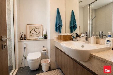 Снять в аренду таунхаус в Дубае: 3 спальни, 180.2м², № 110803 - фото 3