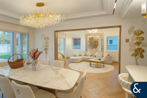 Купить виллу в Jumeirah Village Triangle, Дубай: 2 спальни, 658м², № 78998 - фото 3