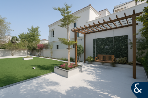 Купить виллу в Jumeirah Village Triangle, Дубай: 2 спальни, 658м², № 78998 - фото 2