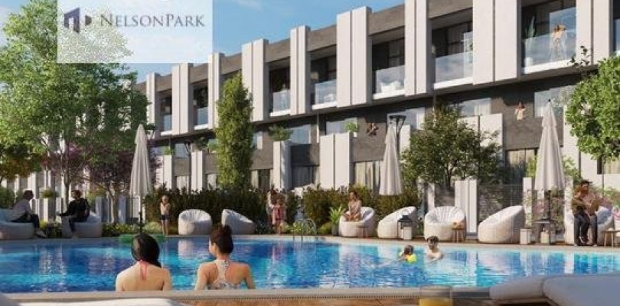 Таунхаус в Dubai Land, Дубай, 2 спальни, 56.6м², № 8633