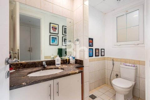 Villa à The Springs, Dubai, 2 chambres, 188 m², № 58607 - photo 11