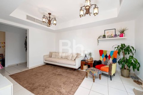 Villa à The Springs, Dubai, 2 chambres, 188 m², № 58607 - photo 3