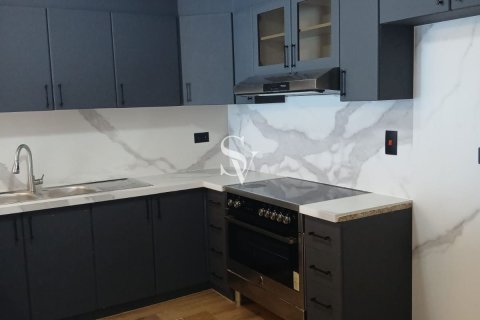 Снять в аренду квартиру в Churchill Towers, Бизнес-Бэй, Дубай: 2 спальни, 118м², № 115590 - фото 5