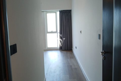 Снять в аренду квартиру в Churchill Towers, Бизнес-Бэй, Дубай: 2 спальни, 118м², № 115590 - фото 2