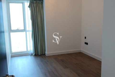 Снять в аренду квартиру в Churchill Towers, Бизнес-Бэй, Дубай: 2 спальни, 118м², № 115590 - фото 13