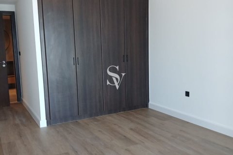 Снять в аренду квартиру в Churchill Towers, Бизнес-Бэй, Дубай: 2 спальни, 118м², № 115590 - фото 14