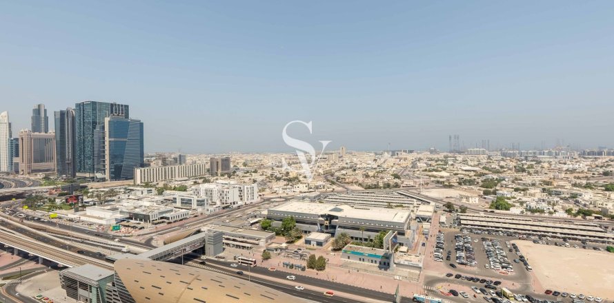Квартира в Bur Dubai, Дубай, 3 спальни, 200м², № 115592