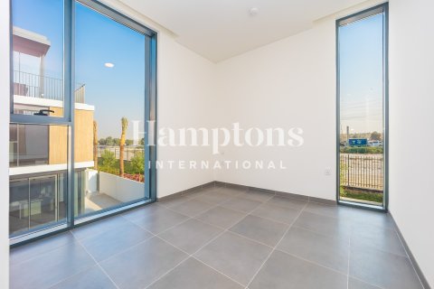 Снять в аренду виллу в Arabian Ranches 3, Дубай: 4 спальни, 299.98378700м², № 96798 - фото 16