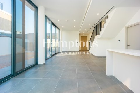 Снять в аренду виллу в Arabian Ranches 3, Дубай: 4 спальни, 299.98378700м², № 96798 - фото 6