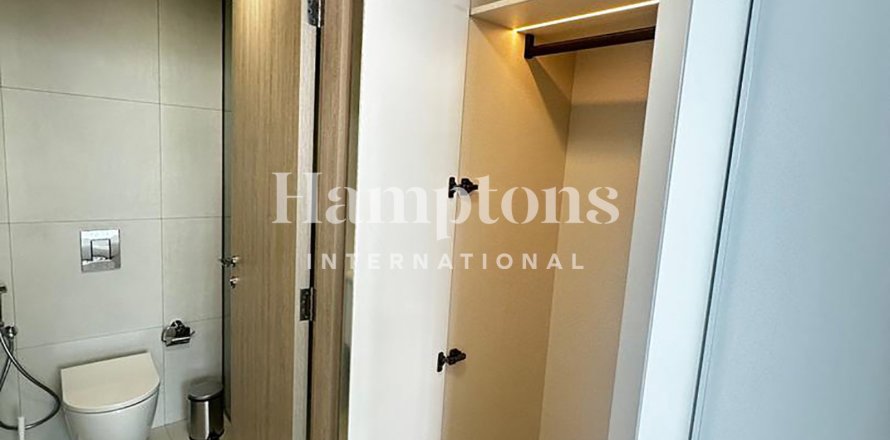 شقة في FIVE at Jumeirah Village Circle, دائرة قرية جميرا, دبي 1غرف نوم, 81.7296 م² رقم 96795