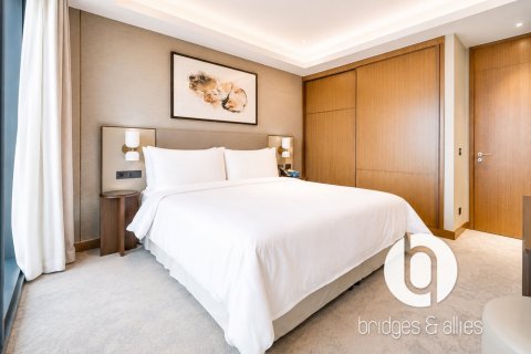 Apartment in Downtown Dubai (Downtown Burj Dubai), Dubai 3 bedrooms, 156 sq.m. № 137422 - photo 16