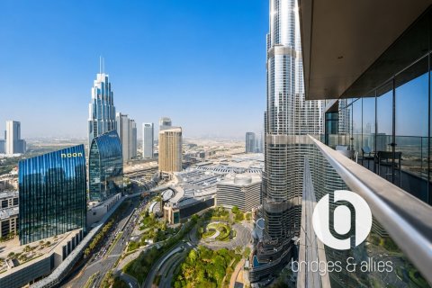Apartment in Downtown Dubai (Downtown Burj Dubai), Dubai 3 bedrooms, 156 sq.m. № 137422 - photo 14