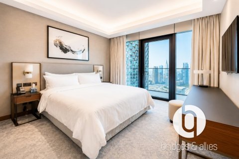 Apartment in Downtown Dubai (Downtown Burj Dubai), Dubai 3 bedrooms, 156 sq.m. № 137422 - photo 10