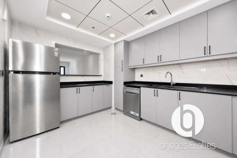 Appartement à Palm Jumeirah, Dubai, 2 chambres, 176 m², № 137431 - photo 7