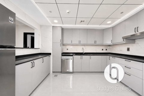 Appartement à Palm Jumeirah, Dubai, 2 chambres, 176 m², № 137431 - photo 8