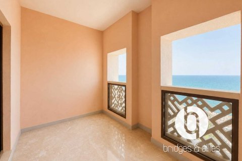 Appartement à Palm Jumeirah, Dubai, 2 chambres, 176 m², № 137431 - photo 18