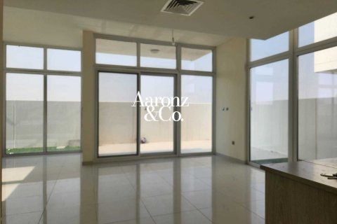 Villa à DAMAC Hills (Akoya by DAMAC), Dubai, 6 chambres, 325 m², № 137432 - photo 3