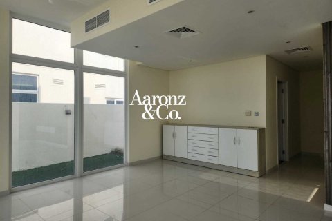 Villa à DAMAC Hills (Akoya by DAMAC), Dubai, 6 chambres, 325 m², № 137432 - photo 10
