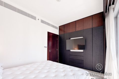 Apartamento en Downtown Dubai (Downtown Burj Dubai), Dubai, 1 dormitorio, 90 m², № 137425 - foto 11