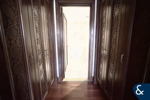 Снять в аренду квартиру в Old Town, Дубай: 2 спальни, 130м², № 91528 - фото 14