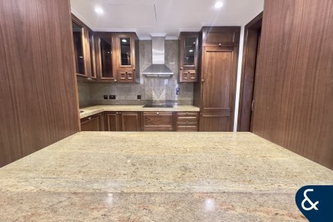 Снять в аренду квартиру в Old Town, Дубай: 2 спальни, 130м², № 91528 - фото 17