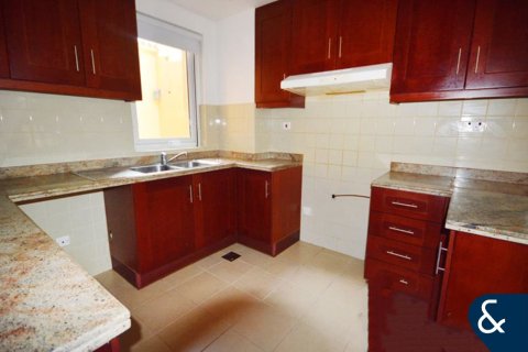 Villa in Arabian Ranches, Dubai 2 bedrooms, 175 sq.m. № 91531 - photo 10