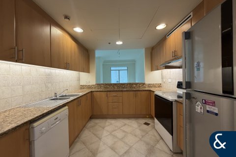 Apartamento en Emaar 6 Towers, Dubai Marina, Dubai, 3 dormitorios, 216 m², № 91530 - foto 6