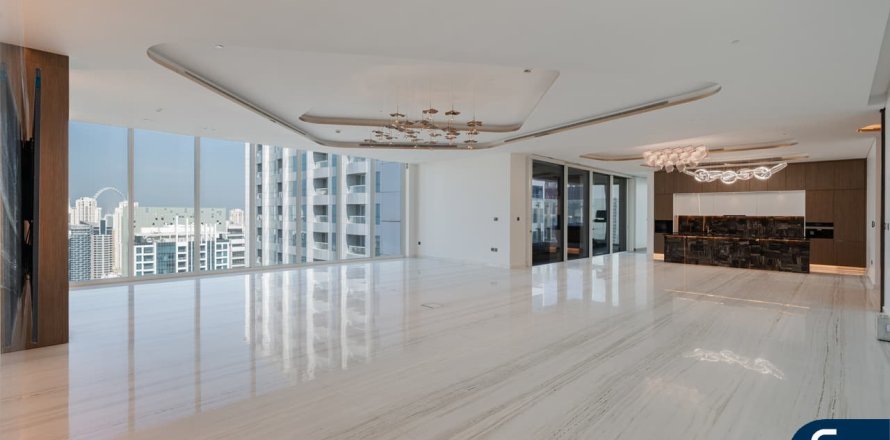 Apartment in Jumeirah Lake Towers, Dubai 4 bedrooms, 542 sq.m. № 78756