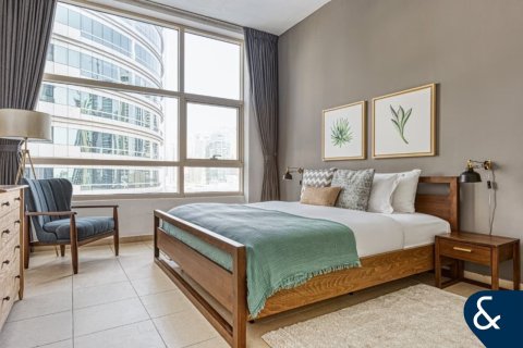 Apartment in Dubai Marina, Dubai 2 bedrooms, 109 sq.m. № 74563 - photo 12