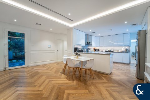 Villa à Green Community Motor City, Motor City, Dubai, 4 chambres, 399 m², № 74561 - photo 9