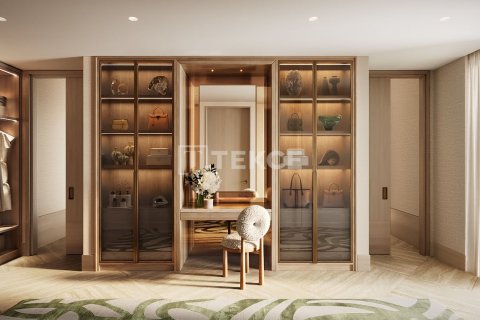 Apartment in Dubai 4 bedrooms, 422 sq.m. № 123228 - photo 17