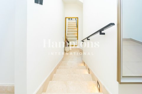 Adosado en Golf Grove, Dubai Hills Estate, Dubai, 3 dormitorios, 295.93971941 m², № 123231 - foto 18