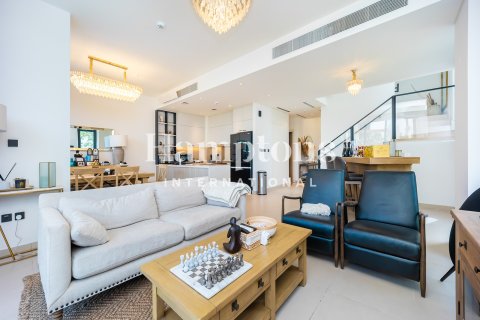 Adosado en Golf Grove, Dubai Hills Estate, Dubai, 3 dormitorios, 295.93971941 m², № 123231 - foto 17