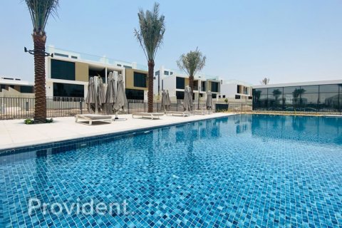 Villa en Dubai Hills Estate, Dubai, 3 dormitorios, № 935 - foto 1