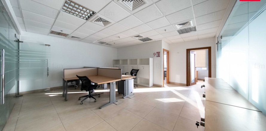Office in Dubai 117.8 sq.m. № 55581