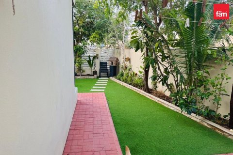 Townhouse in Dubai Hills Estate, Dubai 4 bedrooms, 308.2 sq.m. № 118369 - photo 4